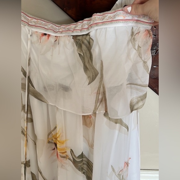 White House Black Market White and Yellow Sundress - Picture 3 of 3